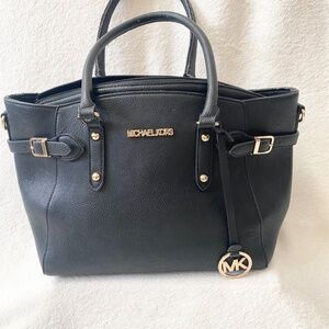 Micheal Kors Large Leather‎ Travel Tote Black